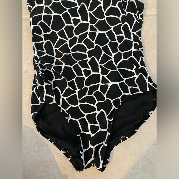 Michael Kors One Shoulder One Piece Swimsuit - Size 10 - Picture 6 of 9